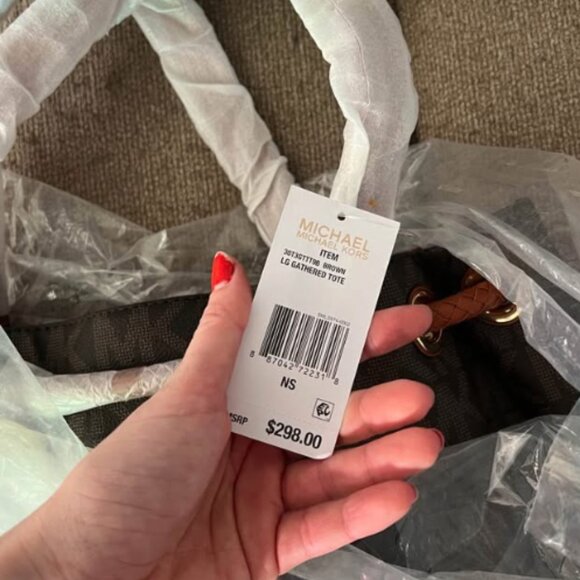 NWT Michael Kors gathered tote bag - Picture 5 of 6